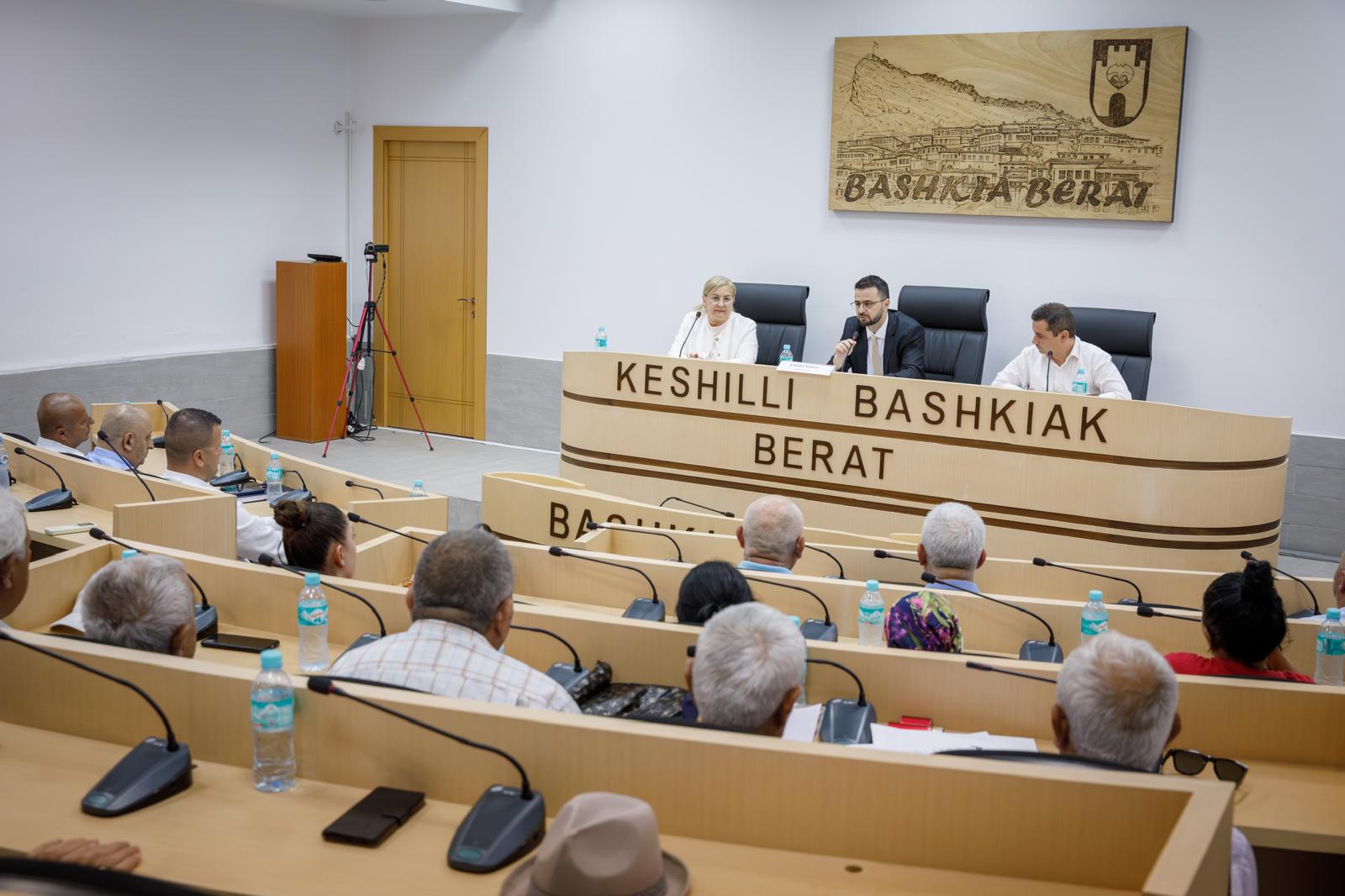 Avokati I Popullit Organizoi Një Takim Të Hapur Me Qytetarët Dhe Drejtuesit Lok…